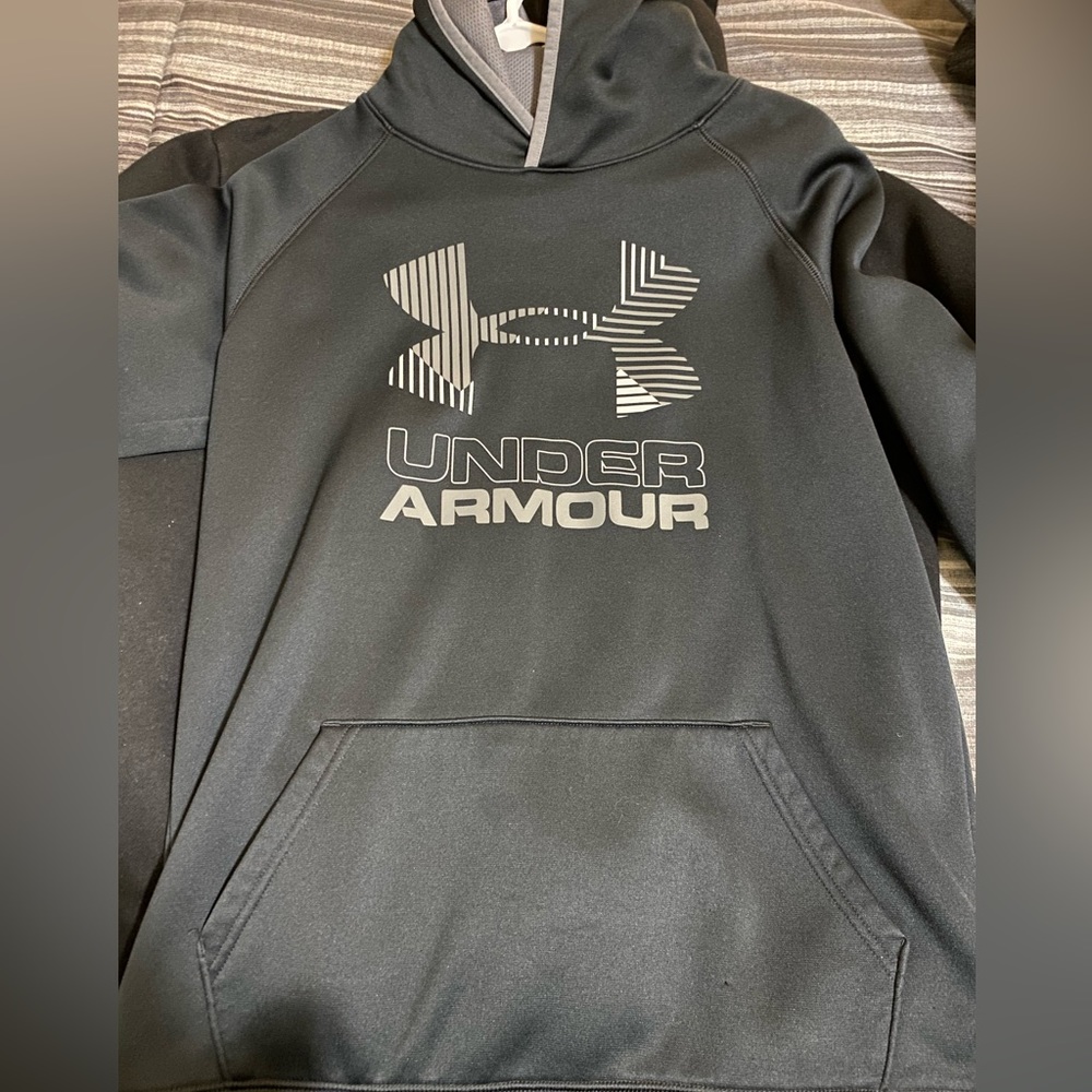 UnderArmour hoodie